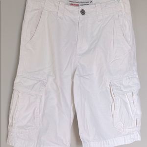 American Eagle Men’s White Longboard Shorts - Size 28